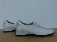 Neu: Leder-Halbschuhe / Sneaker (Tamaris), weiß/hellbeige, Gr.39 Nordrhein-Westfalen - Brühl Vorschau