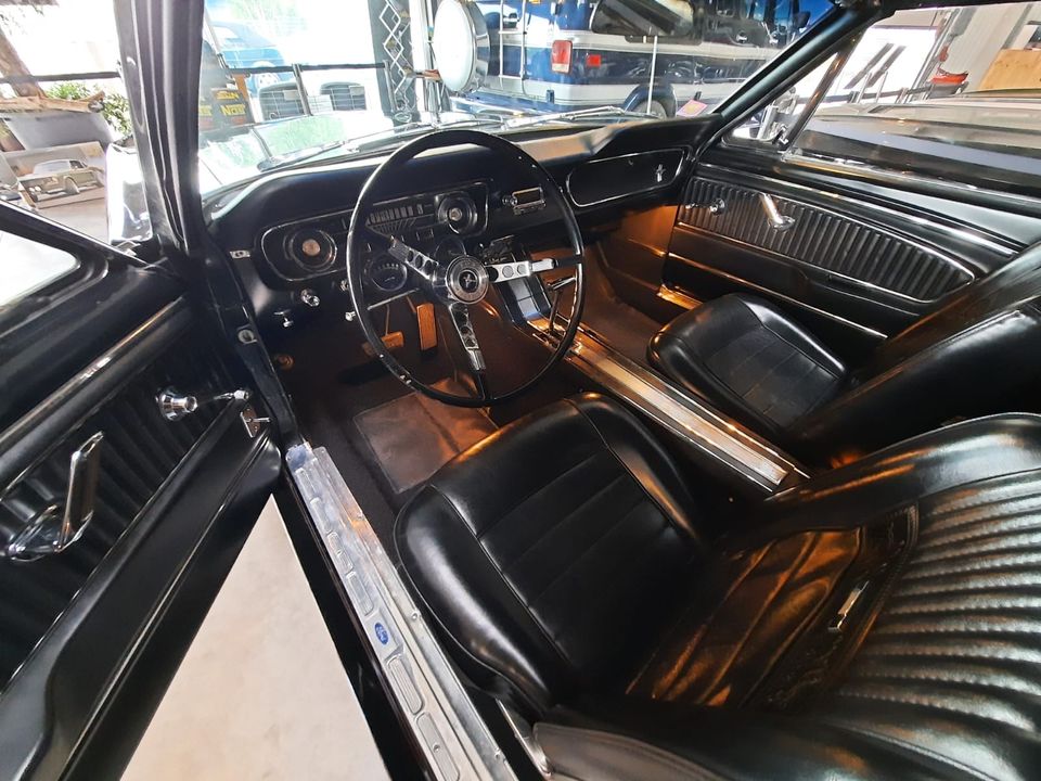 1965 Ford Mustang Cabrio *HU & H *guter Zustand *V8 Automatik in Hameln