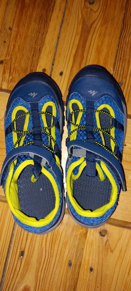 Decathlon Kindersandalen Größe 32/33 in Königsee