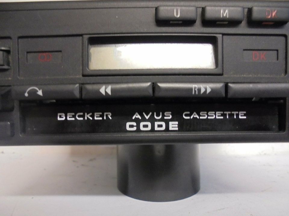 Oldtimer Kassetten Autoradio Becker AVUS Cassette 0028204286 in Harrislee