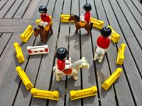 Playmobil 1-2-3 Paddock Hindernis 4 Pferde mit 4 Reitern Spiel Schleswig-Holstein - Glasau Vorschau