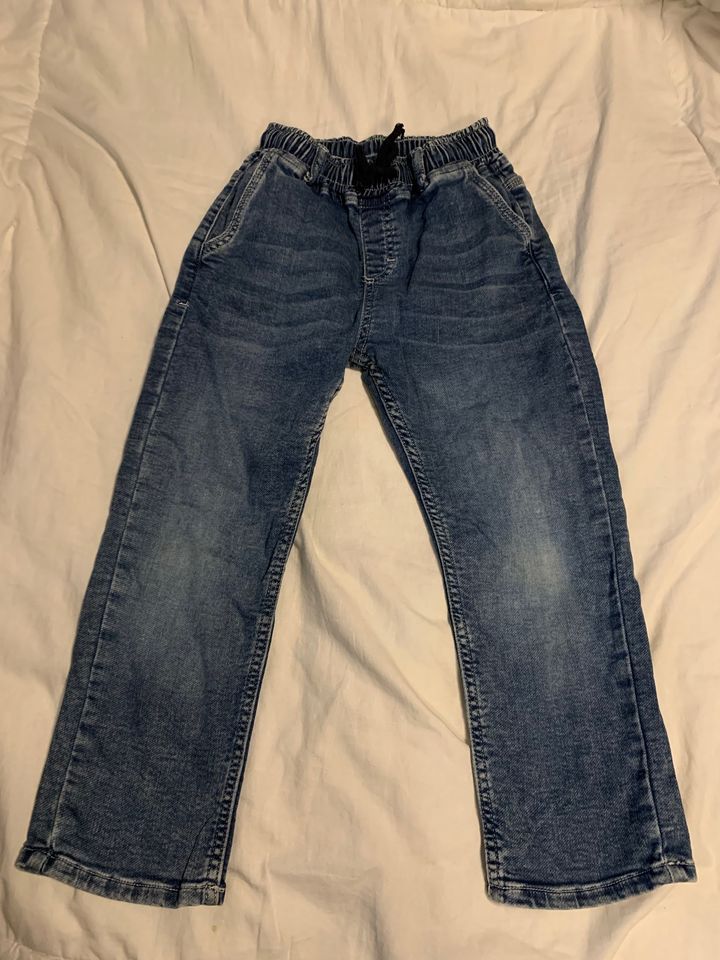 Esprit Jungen Jeans Größe 122/ 7J -TOP- in München