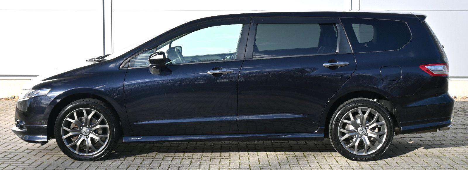 Abbildung des Autos Honda Odyssey Absolute A…