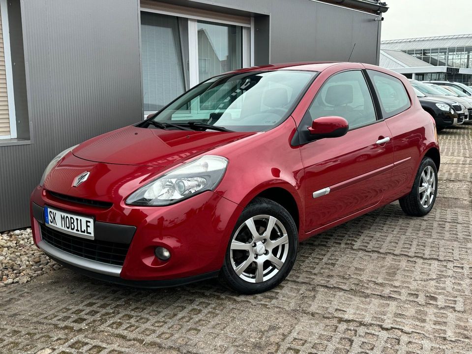 Renault Clio III Dynamique NAVI*KLIMA*TOP in Wolfen