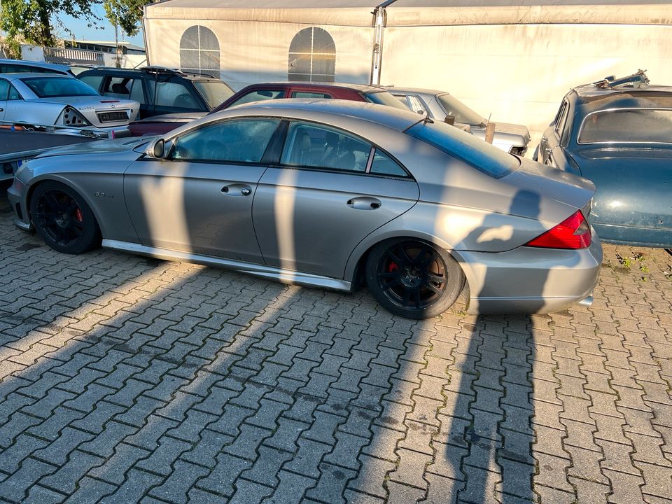 Mercedes CLS 500 W219 Teile Schlachtfest gebrauchte Autoteile in  Nordrhein-Westfalen - Köln Vogelsang | Ersatz- & Reparaturteile | eBay  Kleinanzeigen ist jetzt Kleinanzeigen