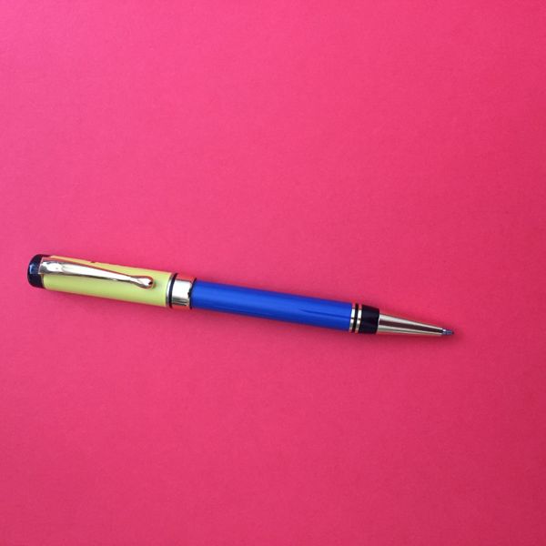 Kugelschreiber mit Druckmechanik farbiger Eyecatcher in Niedersachsen -  Osten Oste | Büro & Schreibwaren kaufen | eBay Kleinanzeigen ist jetzt  Kleinanzeigen