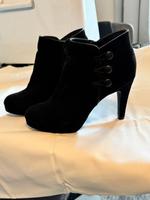 Ankle Boots mit Absatz Schleswig-Holstein - Lübeck Vorschau