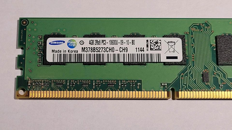 4GB DDR3 RAM Samsung 2Rx8 PC3 12800U in Himmelpforten