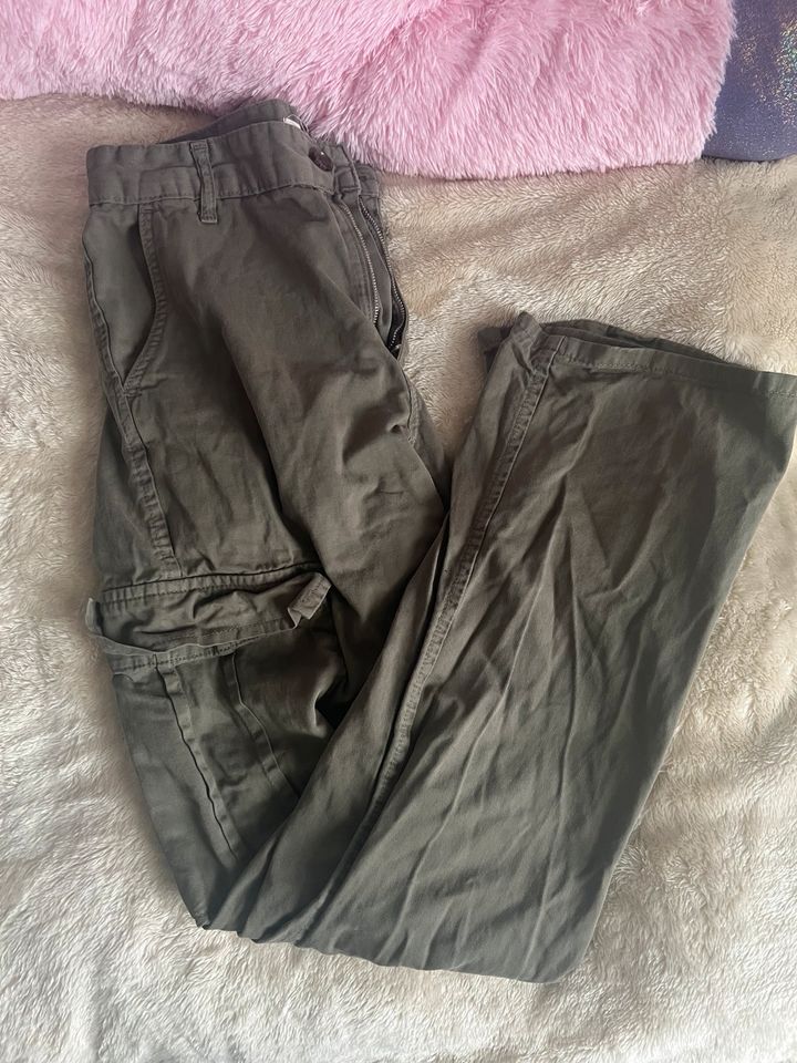 Stradivarius, Bershka Cargo hose in Augsburg