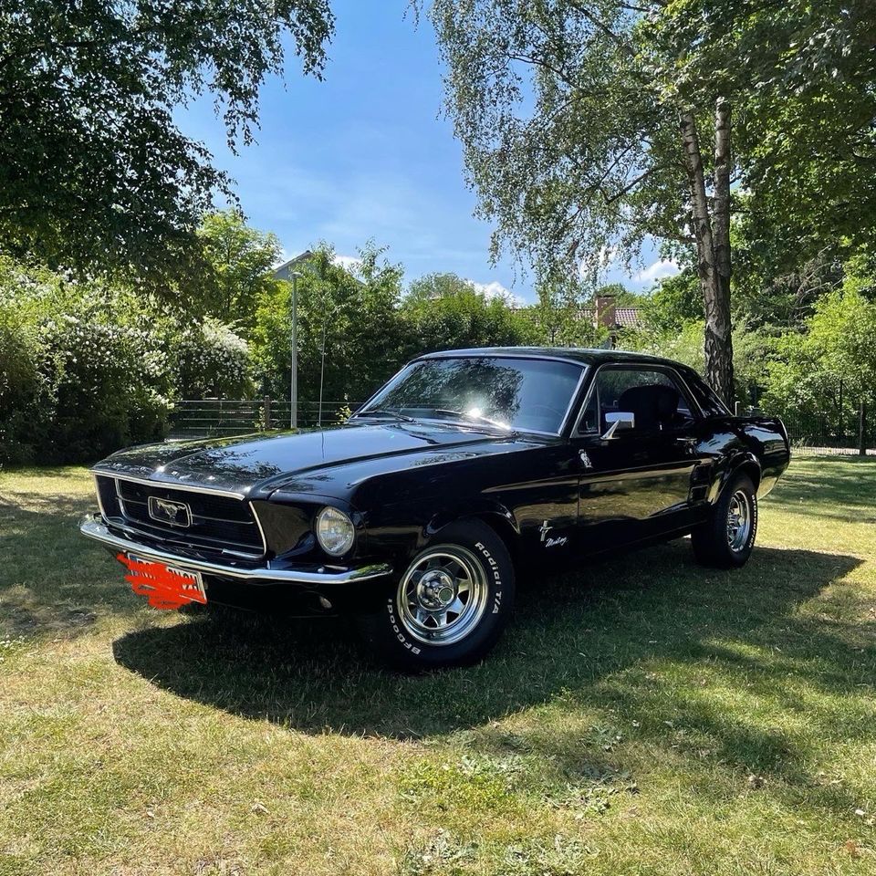 Ford Mustang Coupé 1967 schwarz in Sottrum