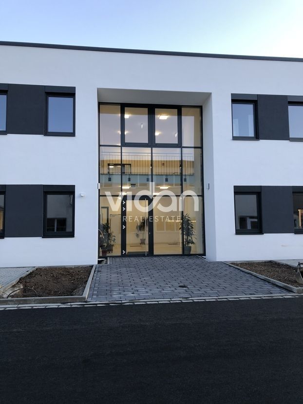 LAGER | LOGISTIK | 24/7 | 12 RAMPEN | UKB 10m | VIDAN REAL ESTATE in Aachen