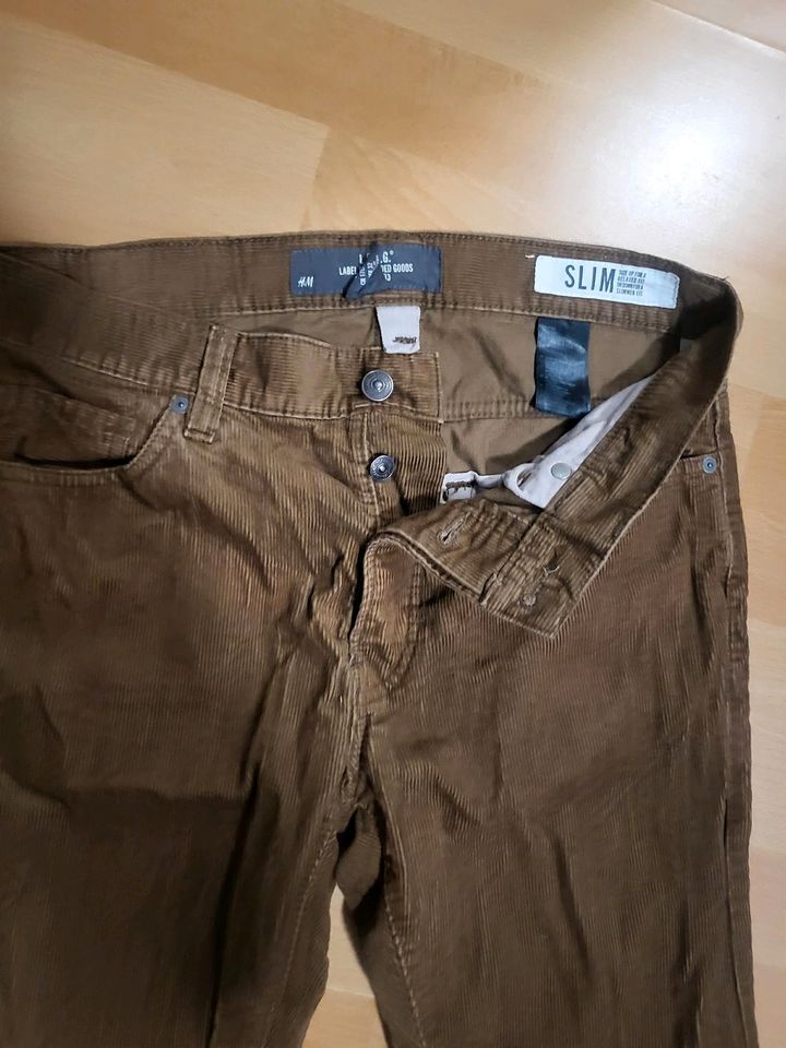 H&M Hose große 32 Neu in Bad Oeynhausen