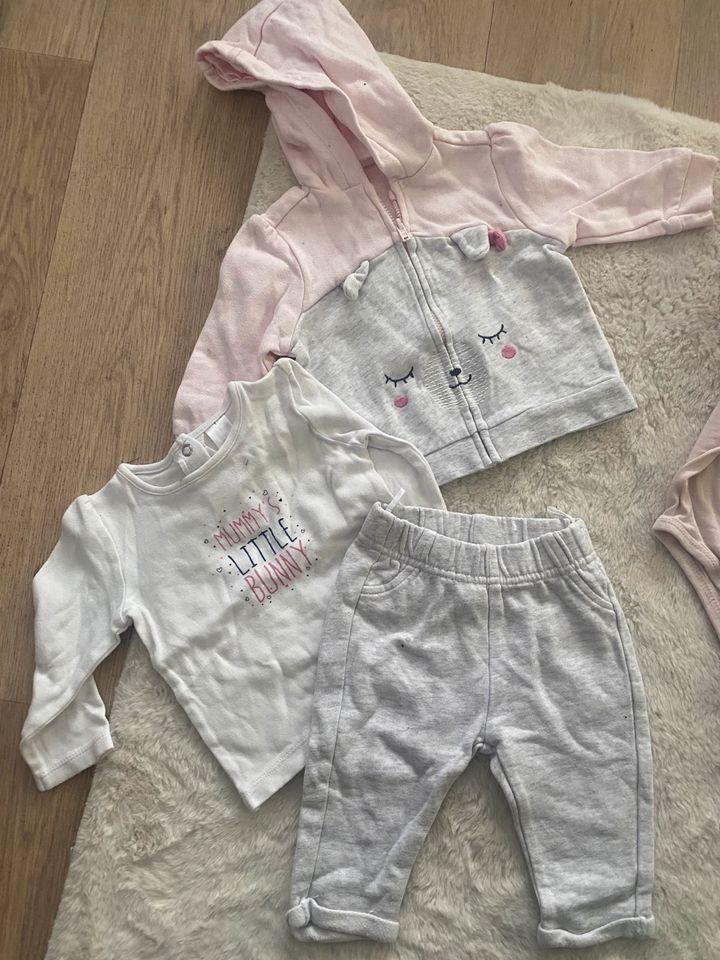 Baby Sommer Paket, Baby Sommerbekleidungspaket, Baby Set 62 in Nürnberg (Mittelfr)