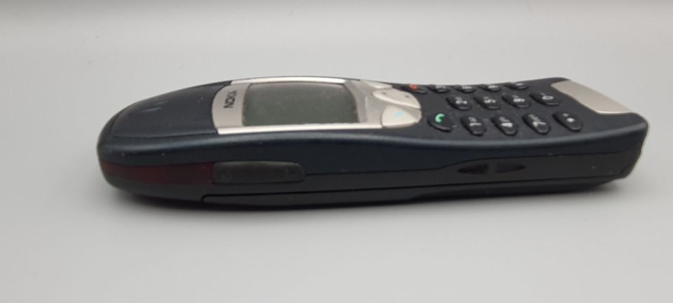 Mobiltelefon, alt vintage NOKIA 6210, gut erhalten in Hamburg