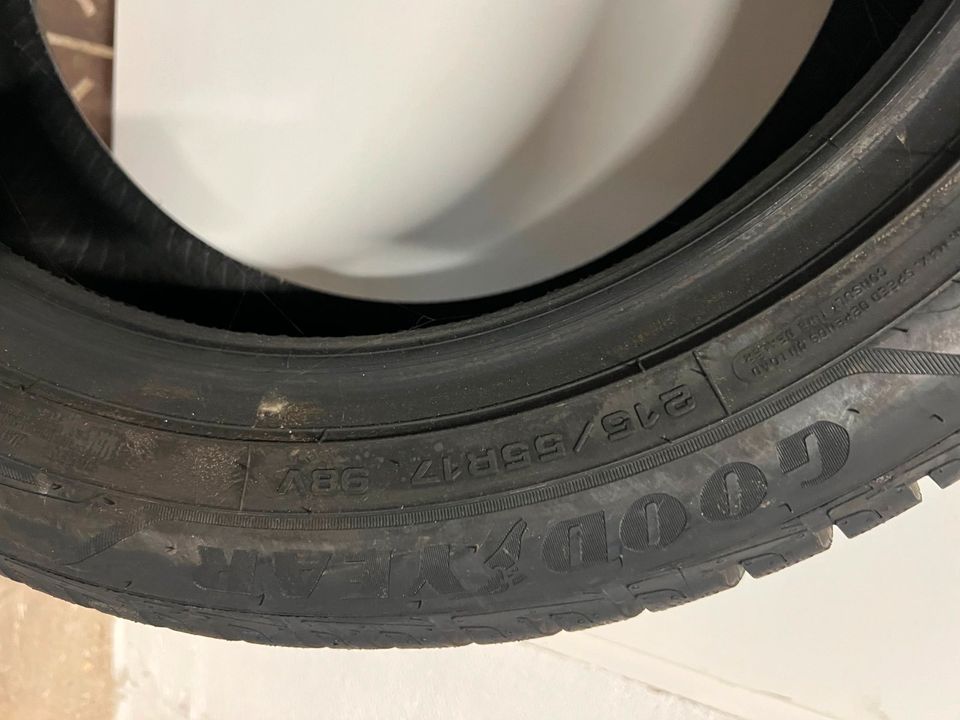 !NEU! Goodyear UltraGrip Performance+ 215/55R17 98V XL in Kalkar