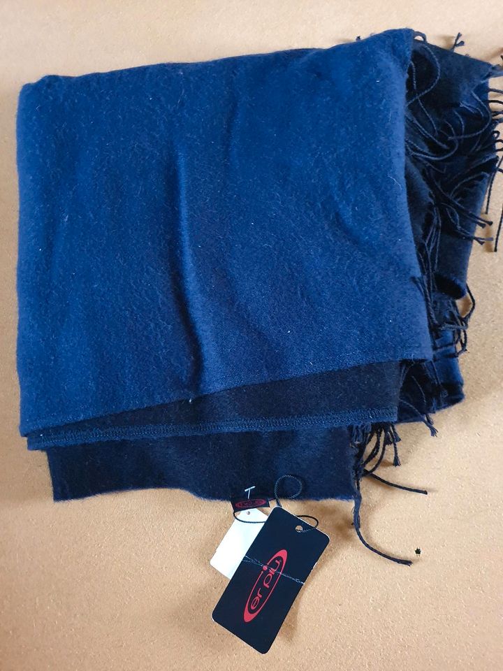 Toller Poncho Er Piu neu mit Etikett warm dkl.blau schwarz onesiz in Harrislee