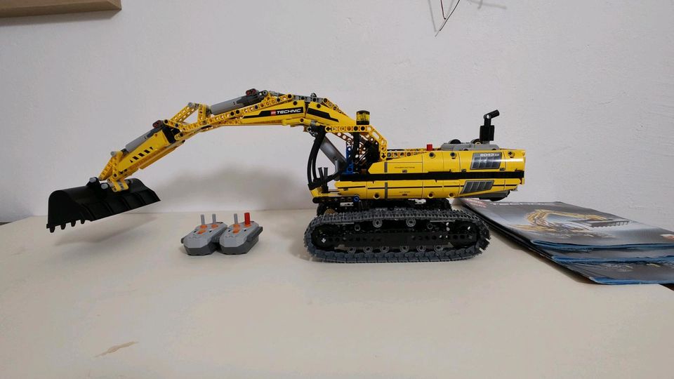 Lego Technik Raupenbagger und  mehr in Centrum