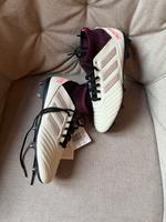 Adidas Fußballschuhe Damen Gr.38 Leipzig - Altlindenau Vorschau