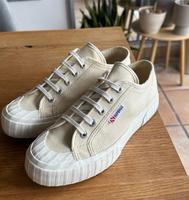 Superga Sneaker Beige 38 Leinen NEU Nordrhein-Westfalen - Leverkusen Vorschau