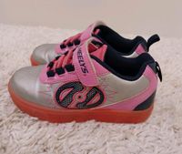 Heelys Gr. 32 Rollschuhe Mädchen guter Zustand Baden-Württemberg - Hemmingen Vorschau