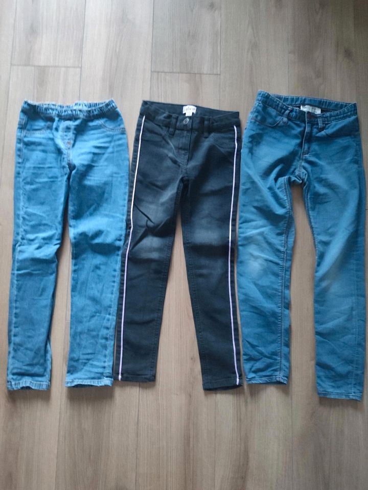 Mädchen Jeans 128. Je Stück 3,50€ Tom Tailor,.... in Bruckmühl