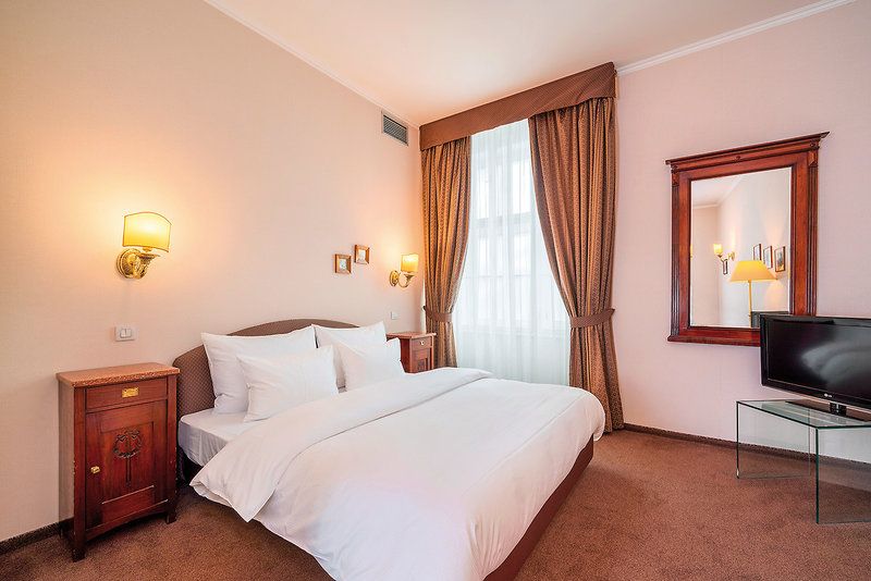 Prag 2 Nächte  Hotel Leonardo mit Ausflugspaket ab 139€ in Vaihingen an der Enz