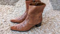 Braune Tamaris Stiefeletten, Western Stiefeletten, Leder Rheinland-Pfalz - Weilerbach Vorschau