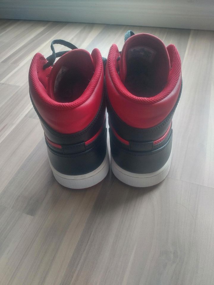 Air Jordan 1 Mid in Berlin