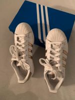 ADIDAS Superstar weiß/ rosé Gold 38 TOP Wandsbek - Hamburg Lemsahl-Mellingstedt Vorschau