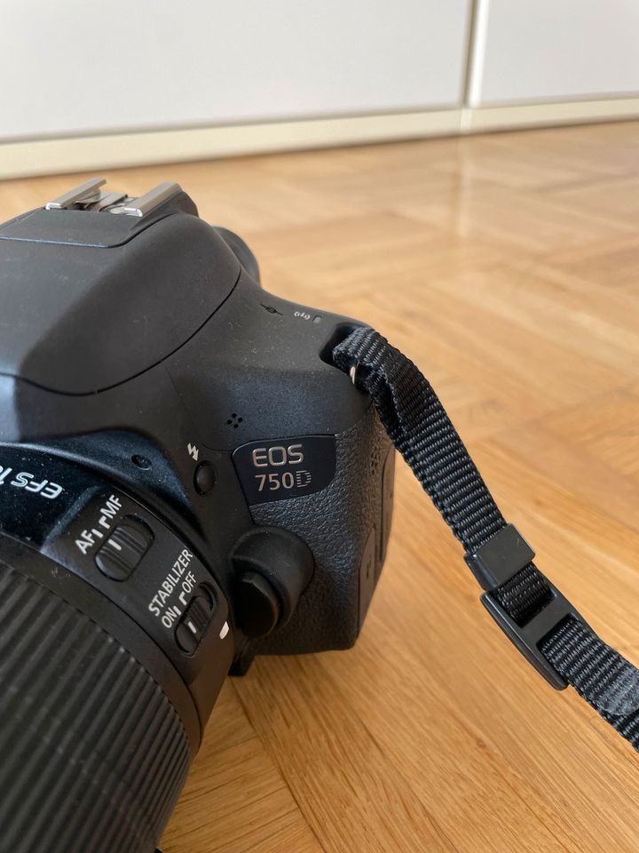 Canon EOS 750D Spiegelreflexkamera inkl. Objektiv in München