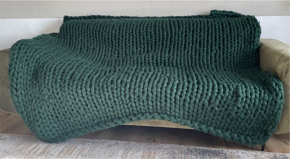 XXXL echte Merinowolldecke handgestrickt  dunkelgrün in Mainleus