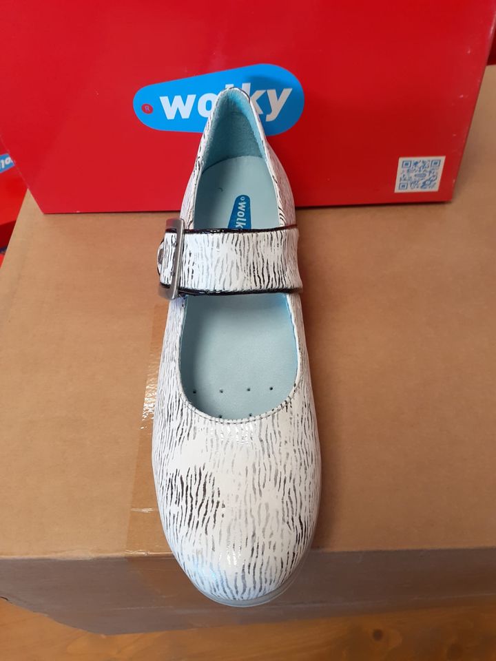 Wolky Damenschuhe Silky Gr. 40,41 White Black NEU UVP 144,95 in Arnsberg