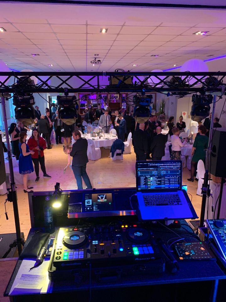 DJ-gesucht? DJ-Rene, Musik die gute Laune macht, Hochzeit, Partys in Warendorf