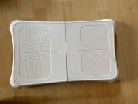 Wii fit plus Board + Spiel Baden-Württemberg - St. Leon-Rot Vorschau