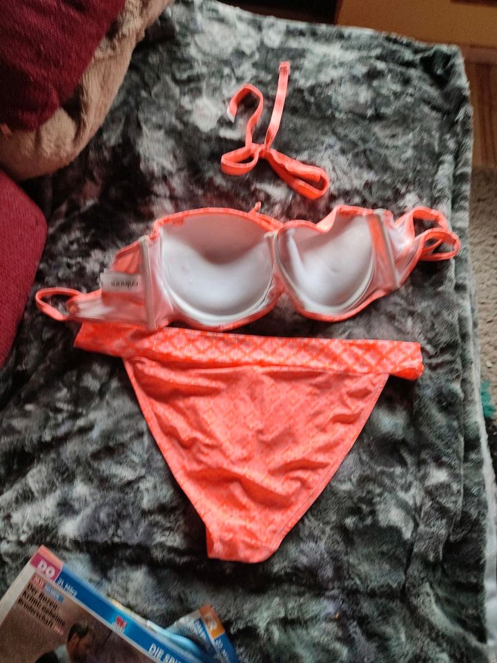 Oranger  Bikini NEU !!! in Kirchheim