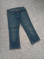 Mustang Jeans Capri kurze Hose Gr. 27 Porto 2,55 Euro Brandenburg - Bernau Vorschau