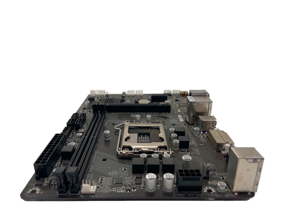 #190 Mainboard Gigabyte GA-B250M-D3VX-SI mATX Sockel 1151 in Hünxe