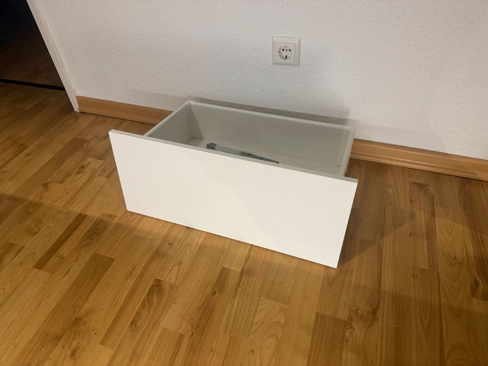 Ikea Besta Schublade weiß matt 60x26cm in Hildesheim