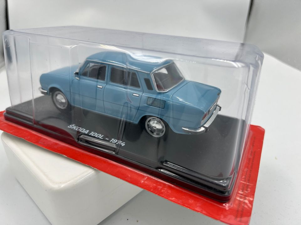 Skoda 100 1:24 Hachette Modellauto neu in OVP in Berlin