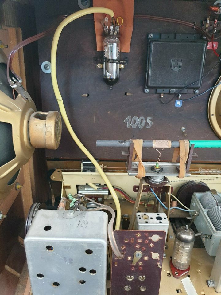 Grundig Radio 3035 3D, voll restauriert, 50er Jahre, mit Klinke in Rückersdorf