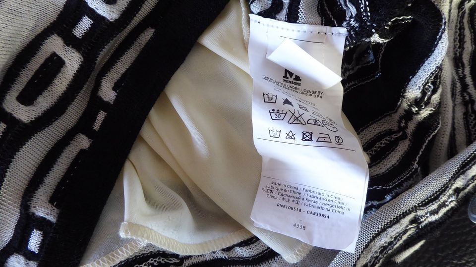 Missoni Kleid Strickkleid 34 schwarz weiß geometrisches Muster in Dortmund