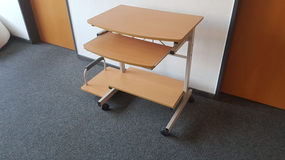 Schreibtisch/Computertisch für Kinder in Bonn