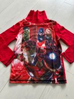 Rollkragenpullover Langarmshirt Gr. 122 Avengers Iron Man rot Brandenburg - Blankenfelde Vorschau