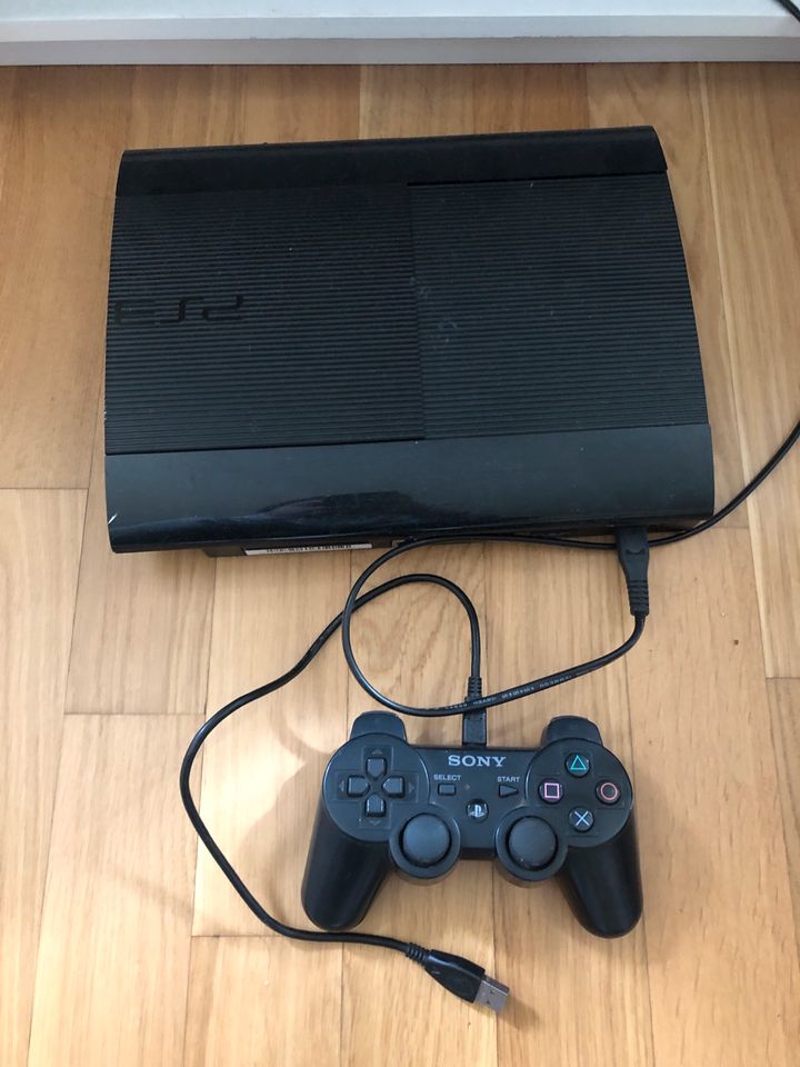 PlayStation 3 mit 500GB, Controller und Spielen in Wuppertal