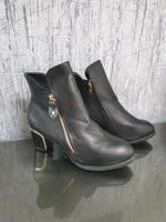 Damen Stiefeletten Gr 38.5 Nordrhein-Westfalen - Paderborn Vorschau