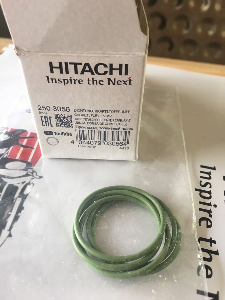 Hitachi Benzin Hochdruckpumpe Golf 6R in Michelfeld