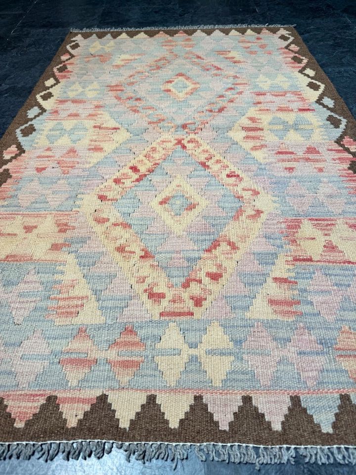 Afghan Kelim 127x80 beige Handgewebt Kilim wolle Orientkelim rug in Berlin