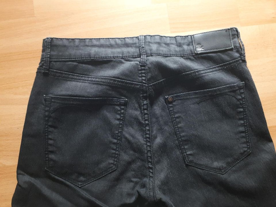 Damen H&M Jeans Hose Schwarz Größe 38 in Dortmund