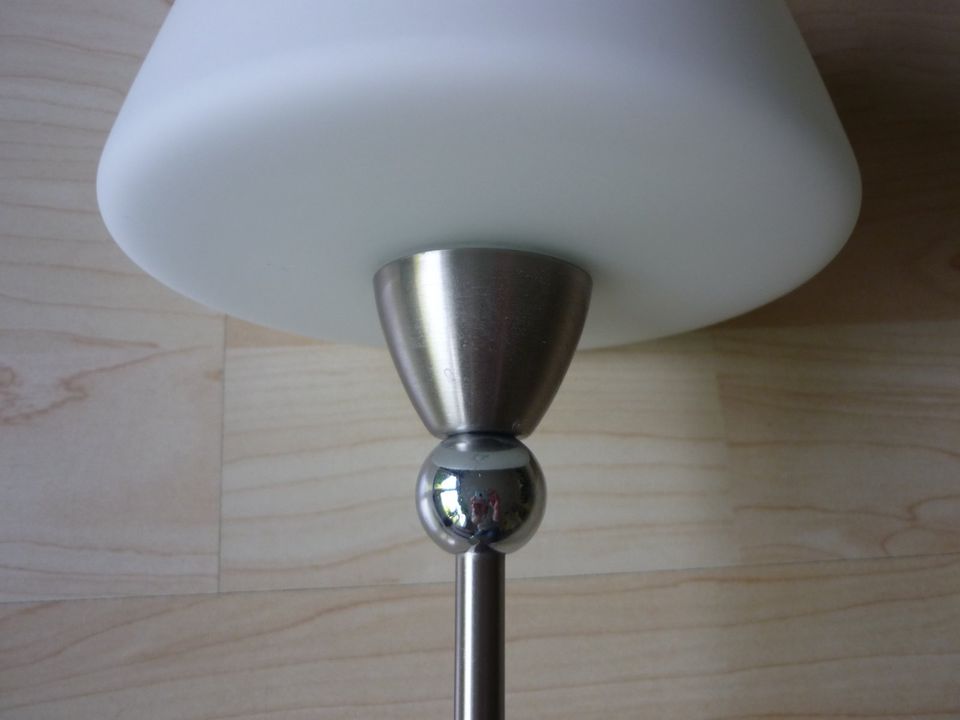 NEU moderne Tischlampe Chrom Metall 40 cm Glas Tischleuchte in Kiel