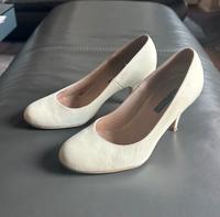 Zartgrüne Echtleder Pumps ** Görtz Shoes ** Gr. 38 ** Baden-Württemberg - Bammental Vorschau